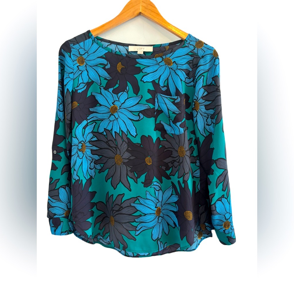 Ann Taylor Loft Long  Sleeve Flowy Floral Blouse Size XSmall